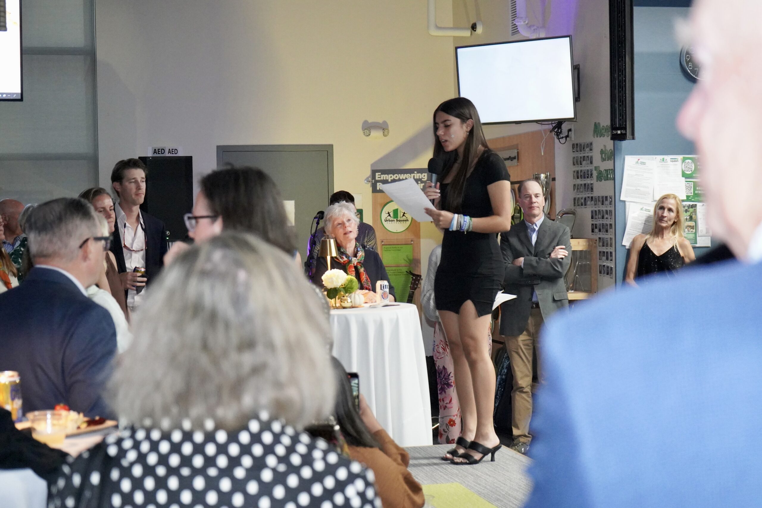 6D9D1A5C-66F2-4E86-9257-7C45502873D3_1_201_a