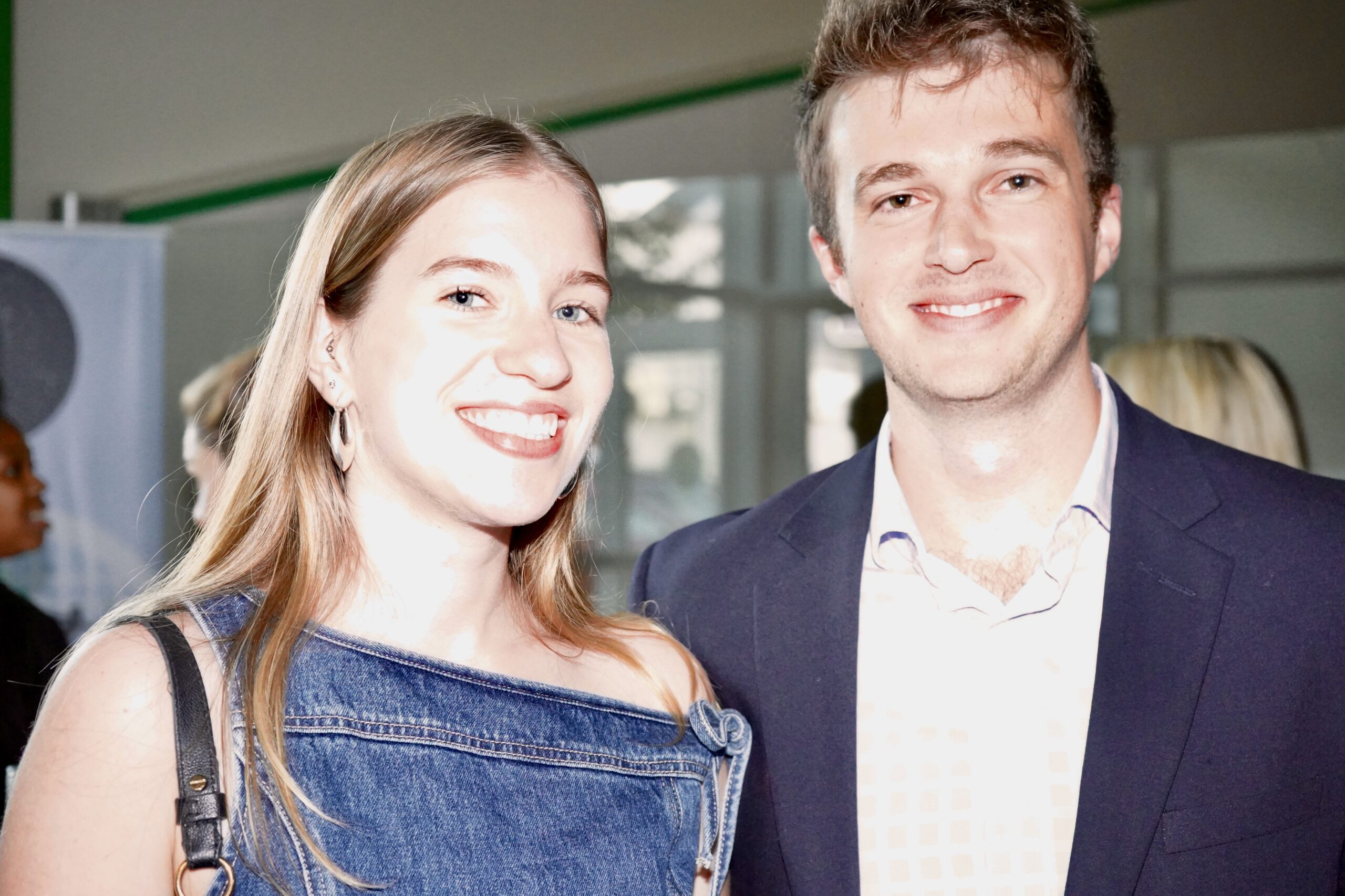 8C651C1C-2266-4C4E-AA6B-790719F2B844_1_201_a