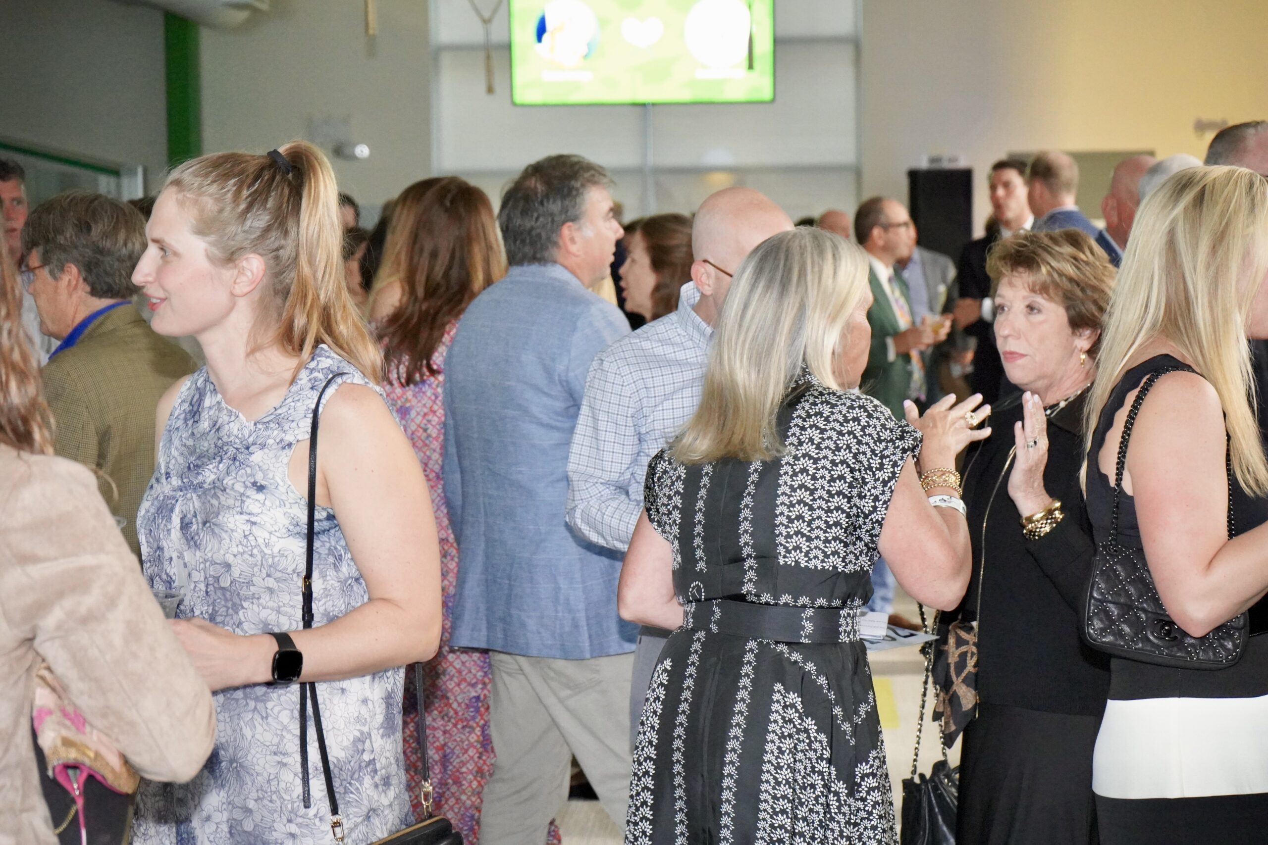 CDD92D40-B850-4F94-AF59-D42E57C8FAAD_1_201_a