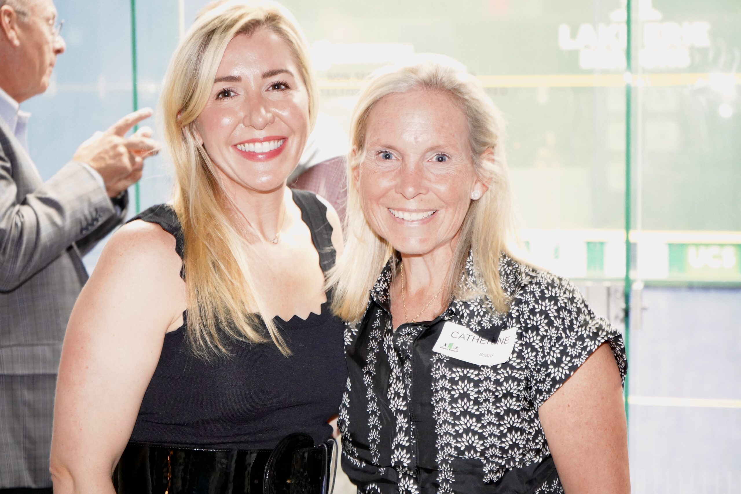 D258BEEB-9626-4319-A154-6A46EF7645DC_1_201_a